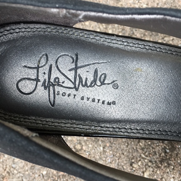 Life Stride Black Heels - Picture 2 of 10